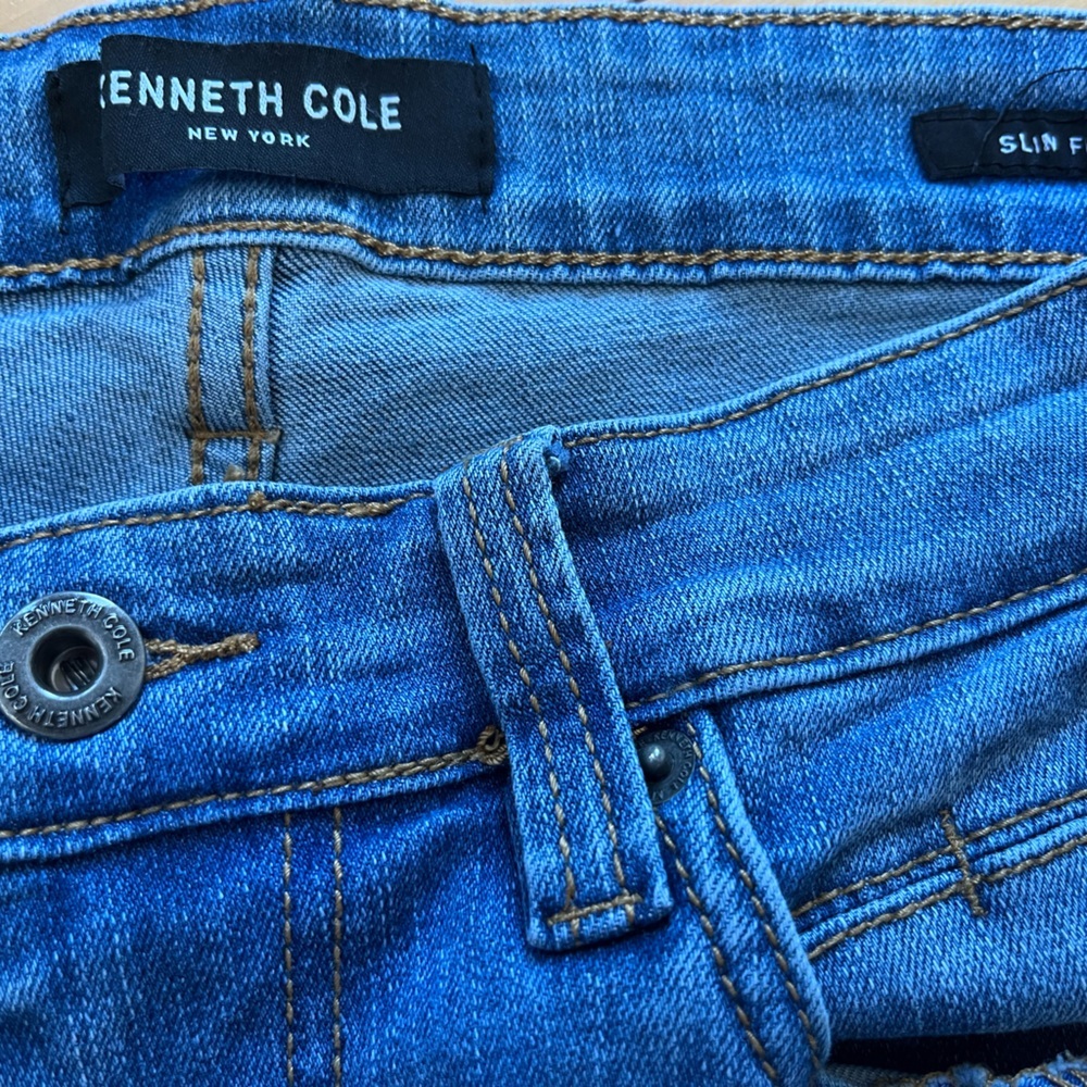 Kenneth Cole, New York slim fit jeans. 30x30
